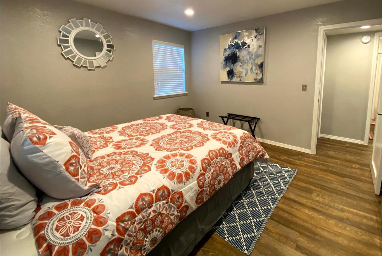 Evie'S Campus-Close 2 Bedroom Luxury Oklahoma City Exterior foto