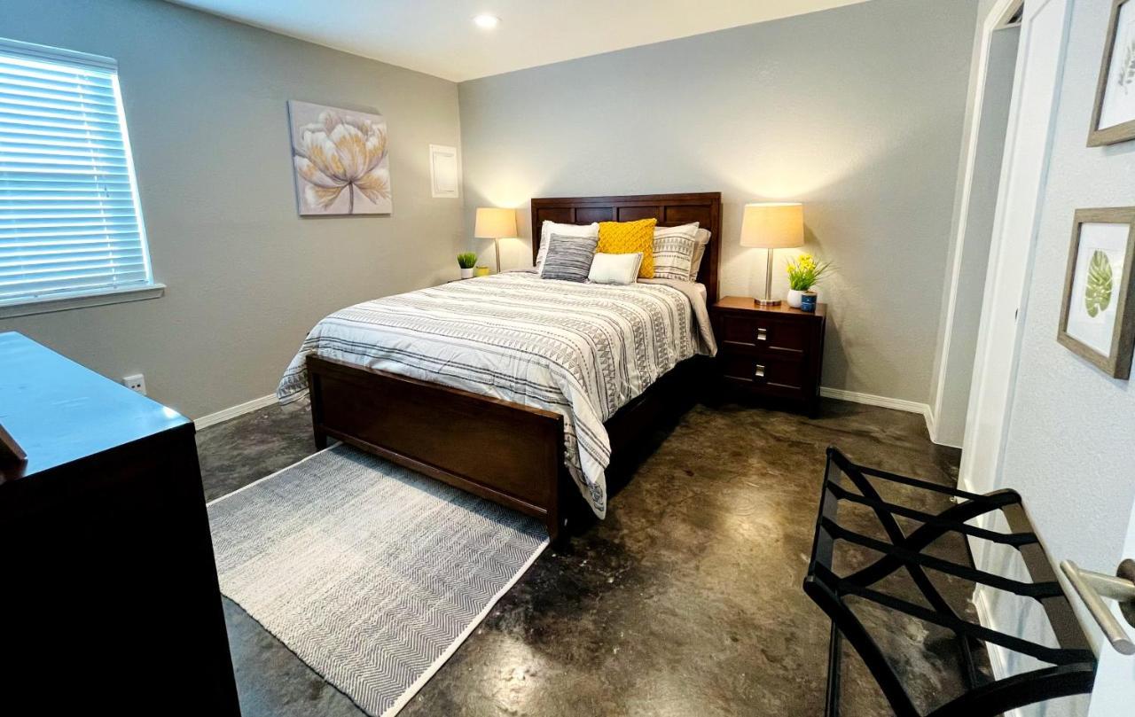 Evie'S Campus-Close 2 Bedroom Luxury Oklahoma City Exterior foto
