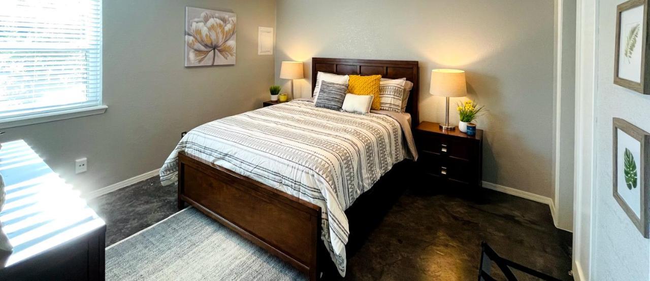 Evie'S Campus-Close 2 Bedroom Luxury Oklahoma City Exterior foto